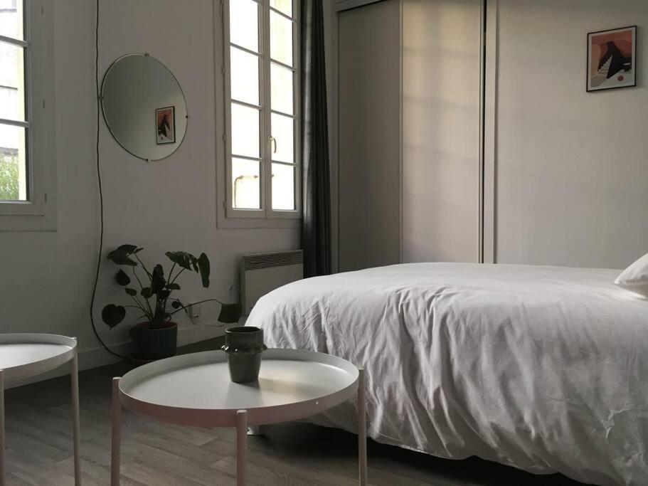 Studio Calme Au Centre De Бордо Экстерьер фото