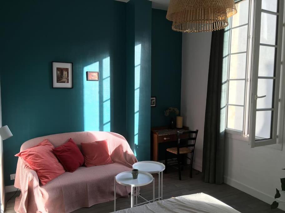 Studio Calme Au Centre De Бордо Экстерьер фото