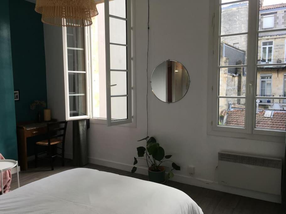 Studio Calme Au Centre De Бордо Экстерьер фото
